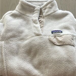 White Patagonia synchilla